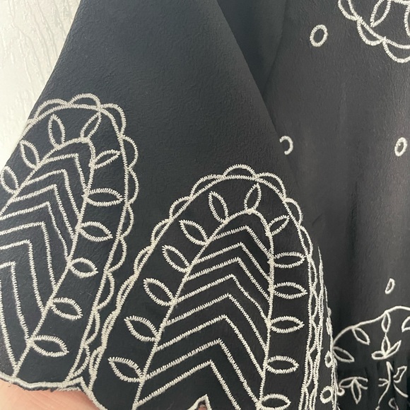 Beautiful and elegant maternity top!!! Great for all pregnancy 💕💕 - Picture 3 of 4